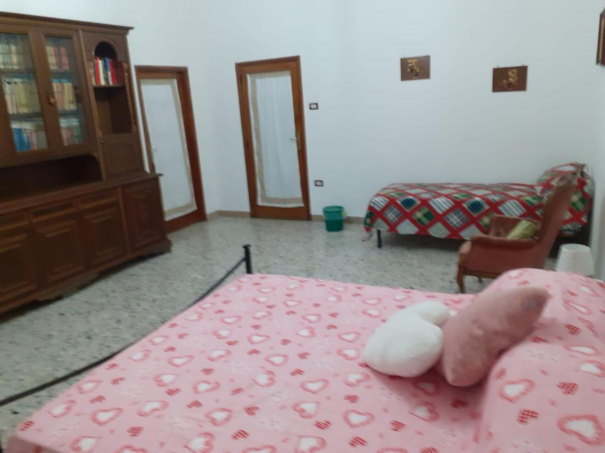 A Casa Di Adele Bed & Breakfast Caserta Exterior photo