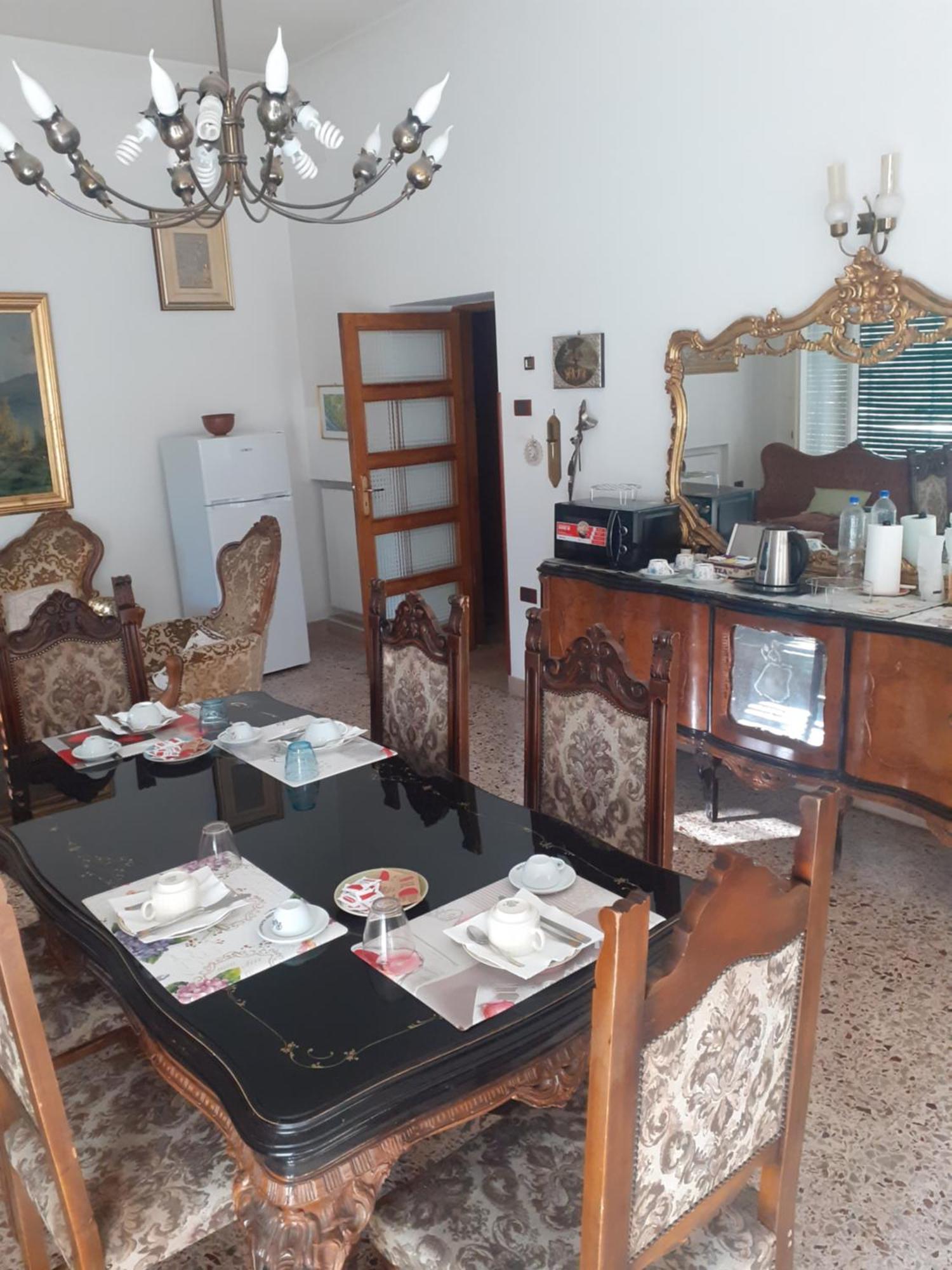 A Casa Di Adele Bed & Breakfast Caserta Exterior photo